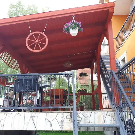 Ibolya Apartman * Velence